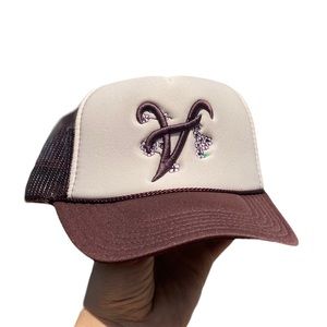 Brown and beige Atlanta, brave trucker hat
